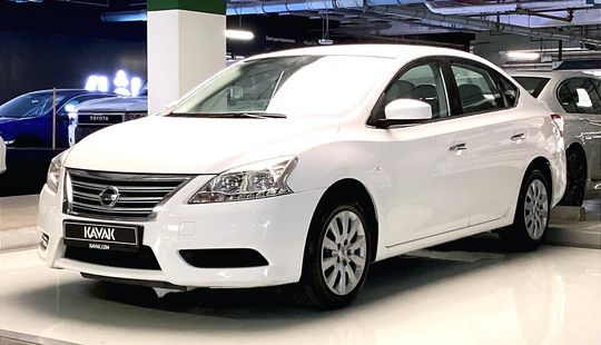 Nissan • Sentra