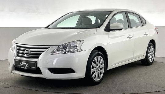 Nissan • Sentra