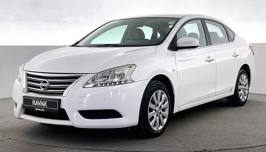 Nissan Sentra S-2020
