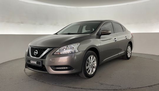 Nissan Sentra S-2020