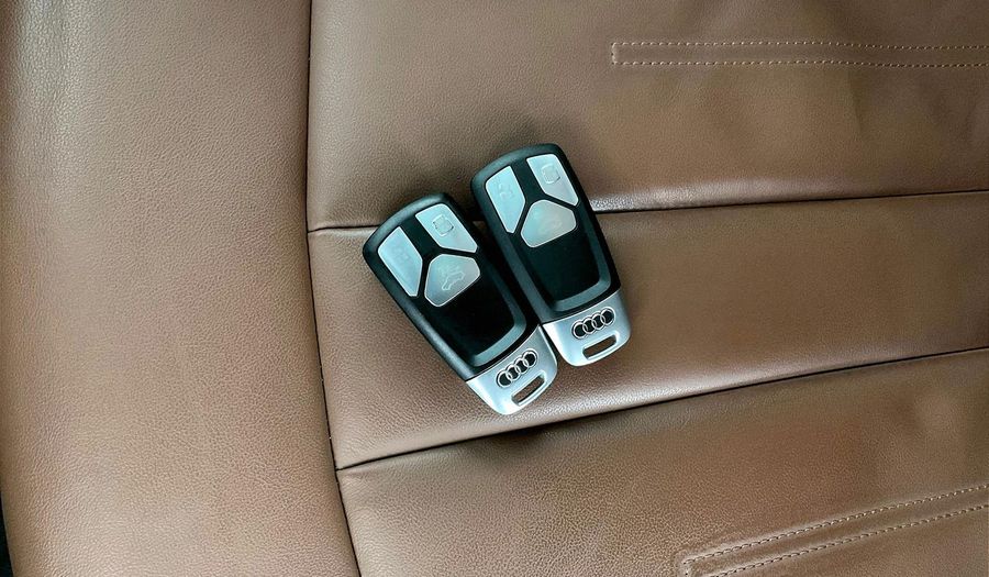 Audi A4 35 TFSI S-LINE Sedan 2020