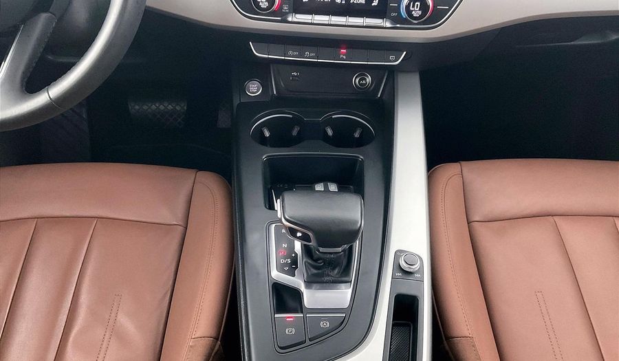 Audi A4 35 TFSI S-LINE Sedan 2020