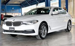 BMW • 520i