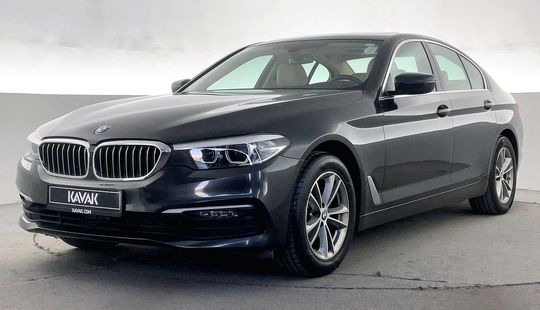 BMW • 520i