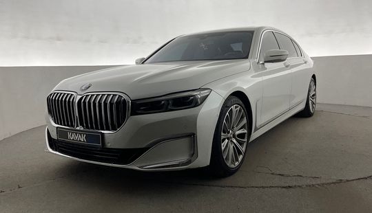 BMW • 730Li