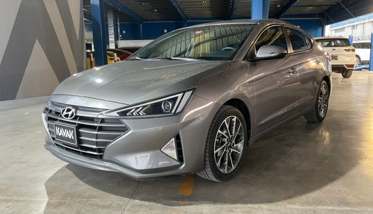 Hyundai • Elantra