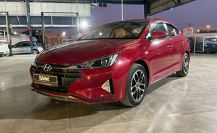 Hyundai • Elantra