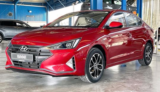 Hyundai • Elantra