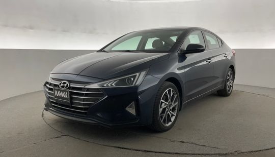 Hyundai • Elantra