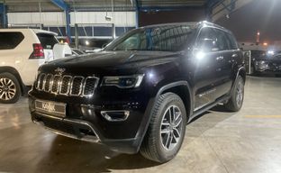 Jeep • Grand Cherokee