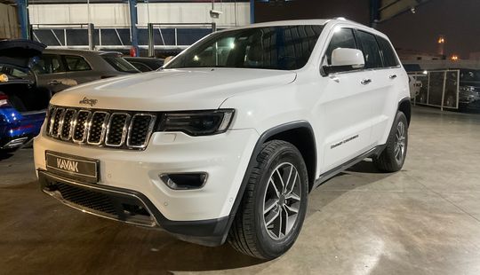 Jeep • Grand Cherokee