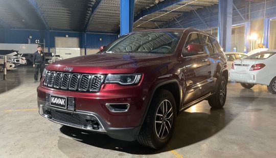 Jeep • Grand Cherokee