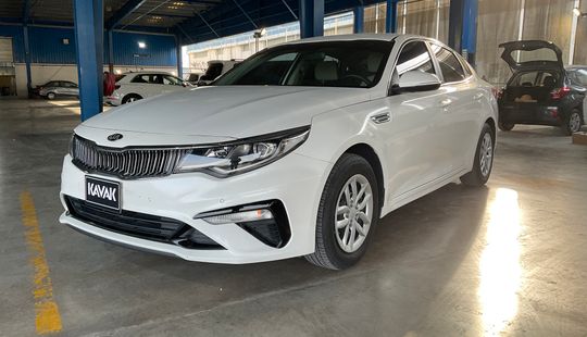 KIA • Optima