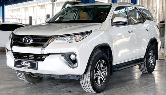 Toyota • Fortuner
