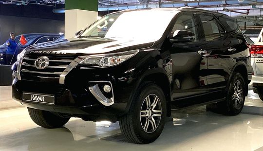 Toyota • Fortuner