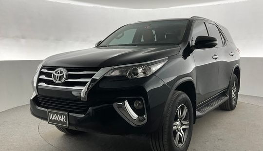 Toyota Fortuner GXR-2020