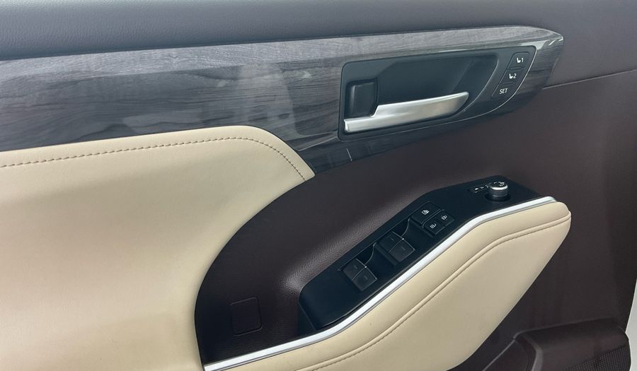 Toyota Highlander 2.5 VXR HEV 4WD CVT AUTO Suv 2020