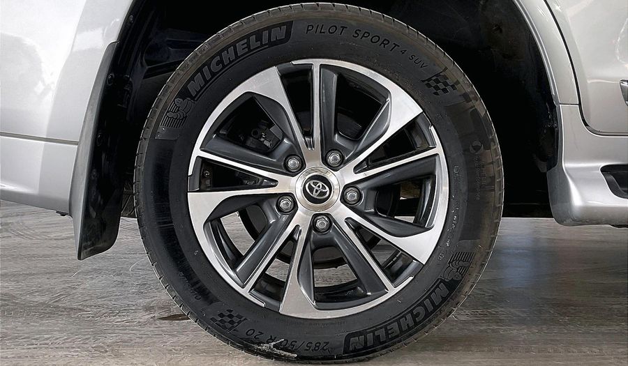 Toyota Land Cruiser VXR Suv 2020