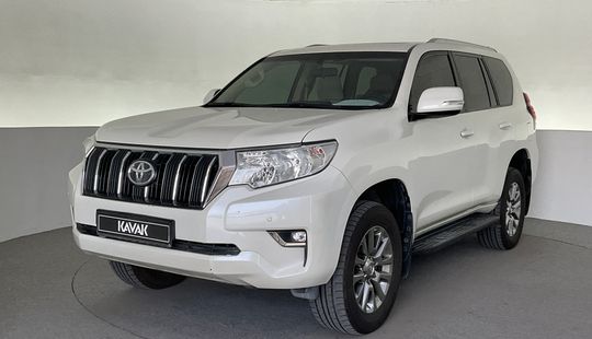 Toyota • Land Cruiser Prado