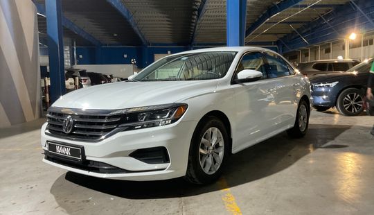 Volkswagen • Passat