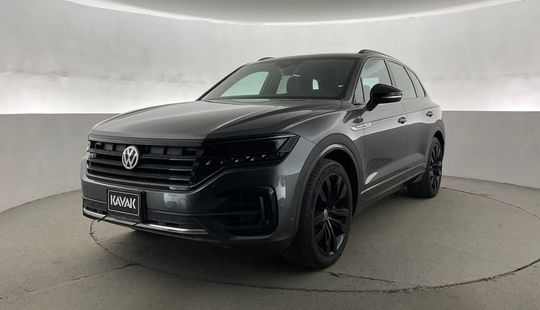 Volkswagen • Touareg