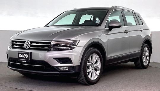 Volkswagen • Tiguan
