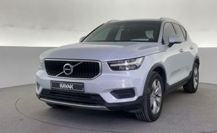 Volvo • XC40