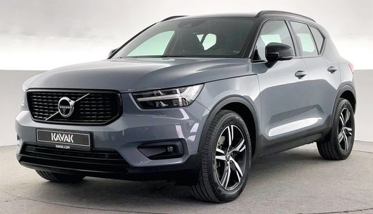 Volvo • XC40