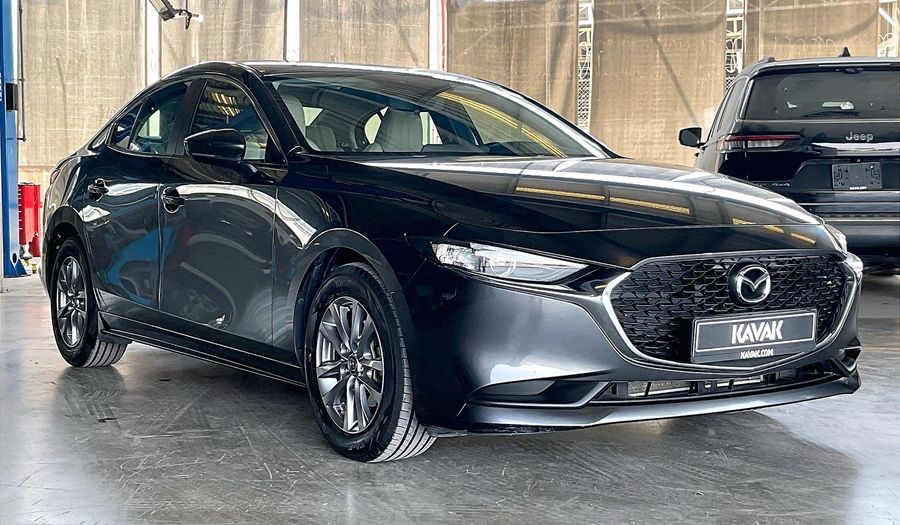 Mazda 3 EVOLVE Sedan 2021