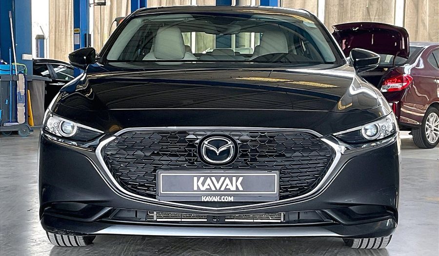 Mazda 3 EVOLVE Sedan 2021
