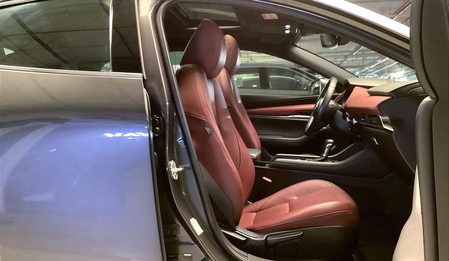 Mazda 3 INTENSE Hatchback 2021