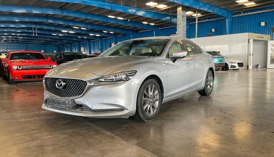 Mazda • Mazda 6