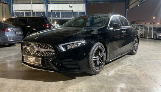 Mercedes Benz • A 200