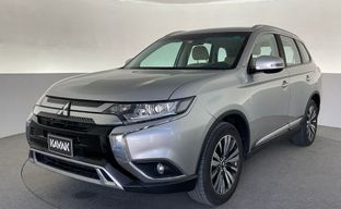 Mitsubishi • Outlander