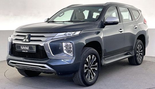 Mitsubishi • Montero Sport