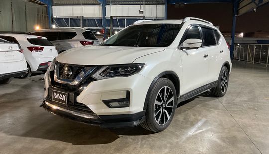 Nissan • X-Trail