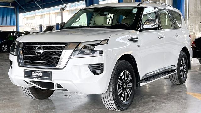 Nissan • Patrol