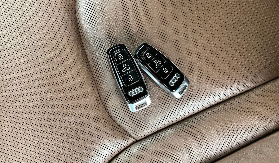 Audi Q7 55 TFSI QUATTRO S-LINE LUXURY/HIGH OPTION Suv 2021