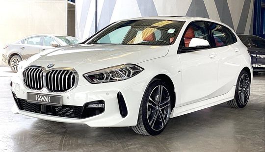 BMW • 120i