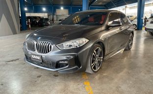 BMW • 120i