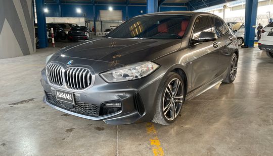 BMW • 120i