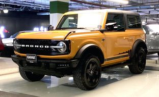 Ford • Bronco