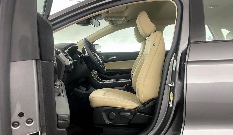 Ford Edge SE Suv 2021