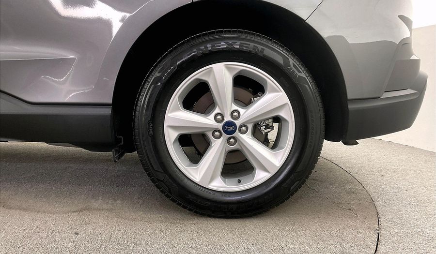 Ford Edge SE Suv 2021
