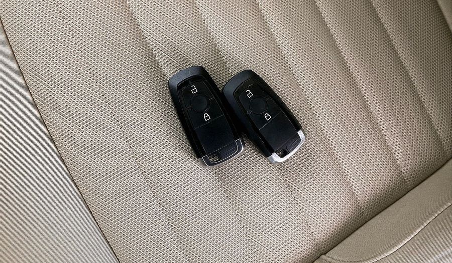 Ford Edge 2.0 AMBIENTE AUTO SE 4WD Suv 2021