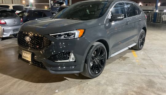 Ford • Edge
