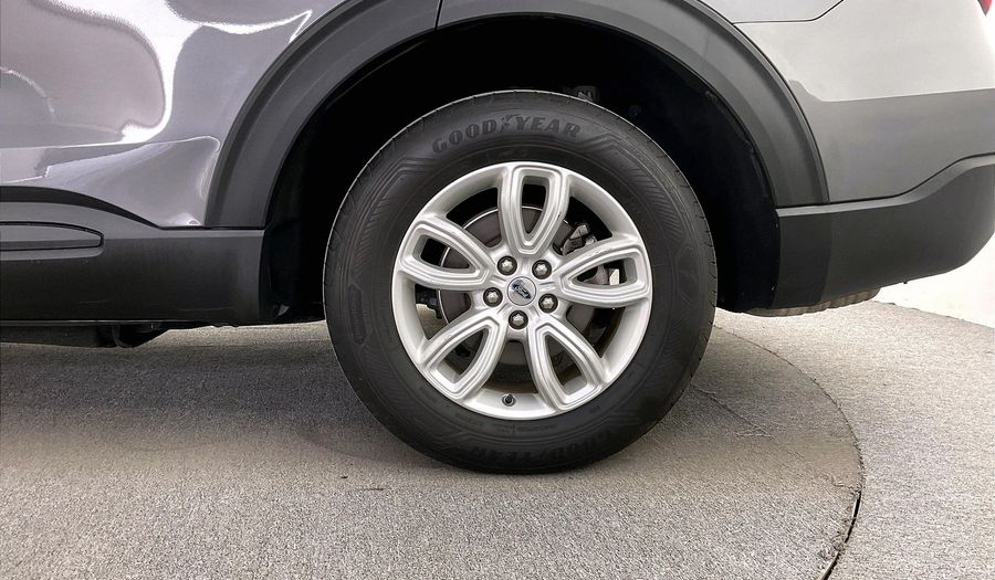 Ford Explorer XL / STANDARD Suv 2021