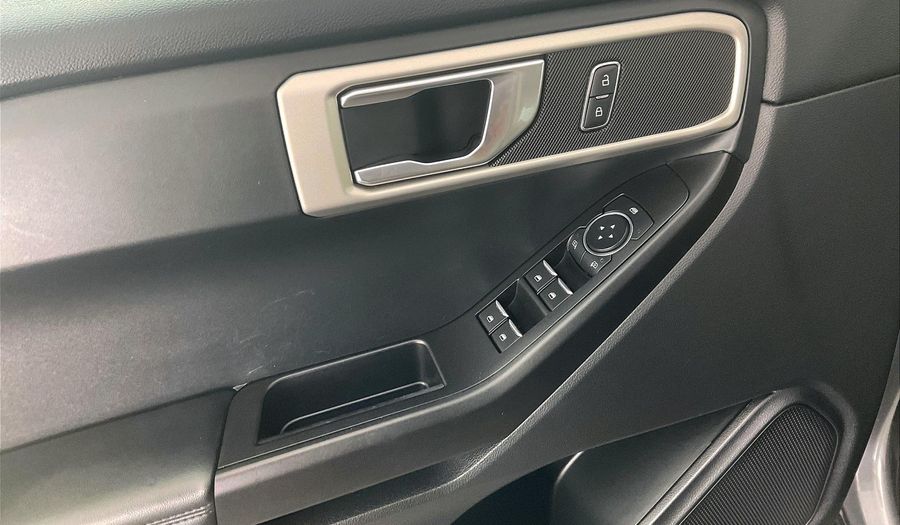 Ford Explorer XL / STANDARD Suv 2021