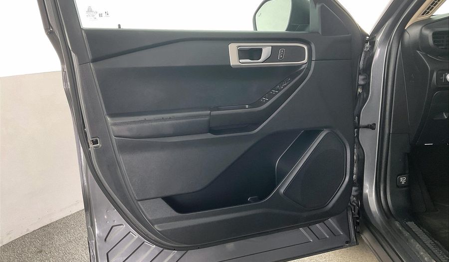 Ford Explorer XL / STANDARD Suv 2021