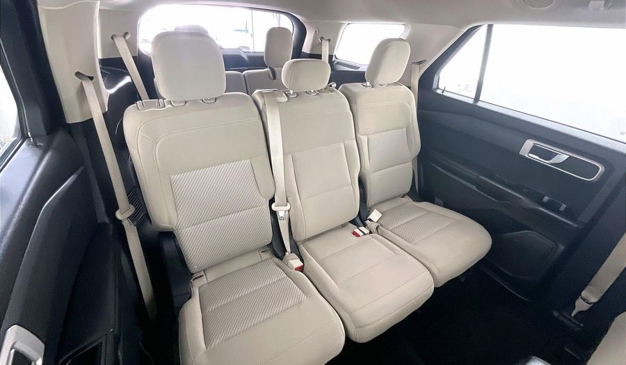 Ford Explorer XL / STANDARD Suv 2021